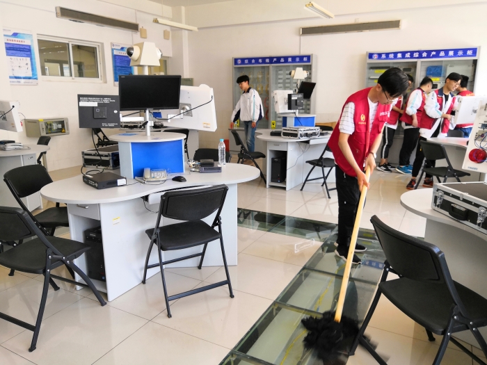 电子工程学院实践周活动顺利进行